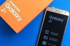 Brand New Samsung Galaxy J7 2016