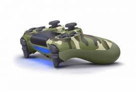 BRAN NEW IN BOX PS4 CAMOUFLAGE CONTROLLERS NEW